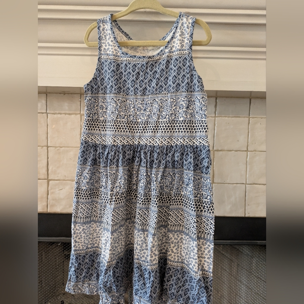 H&M Navy and White Patterned Top